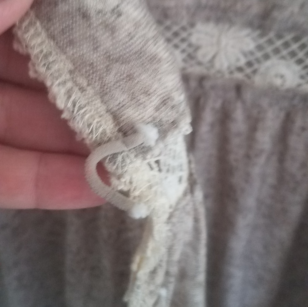 💥SALE💥A'REVE Women's Lace Trim Cardigan Sweater - Picture 5 of 5